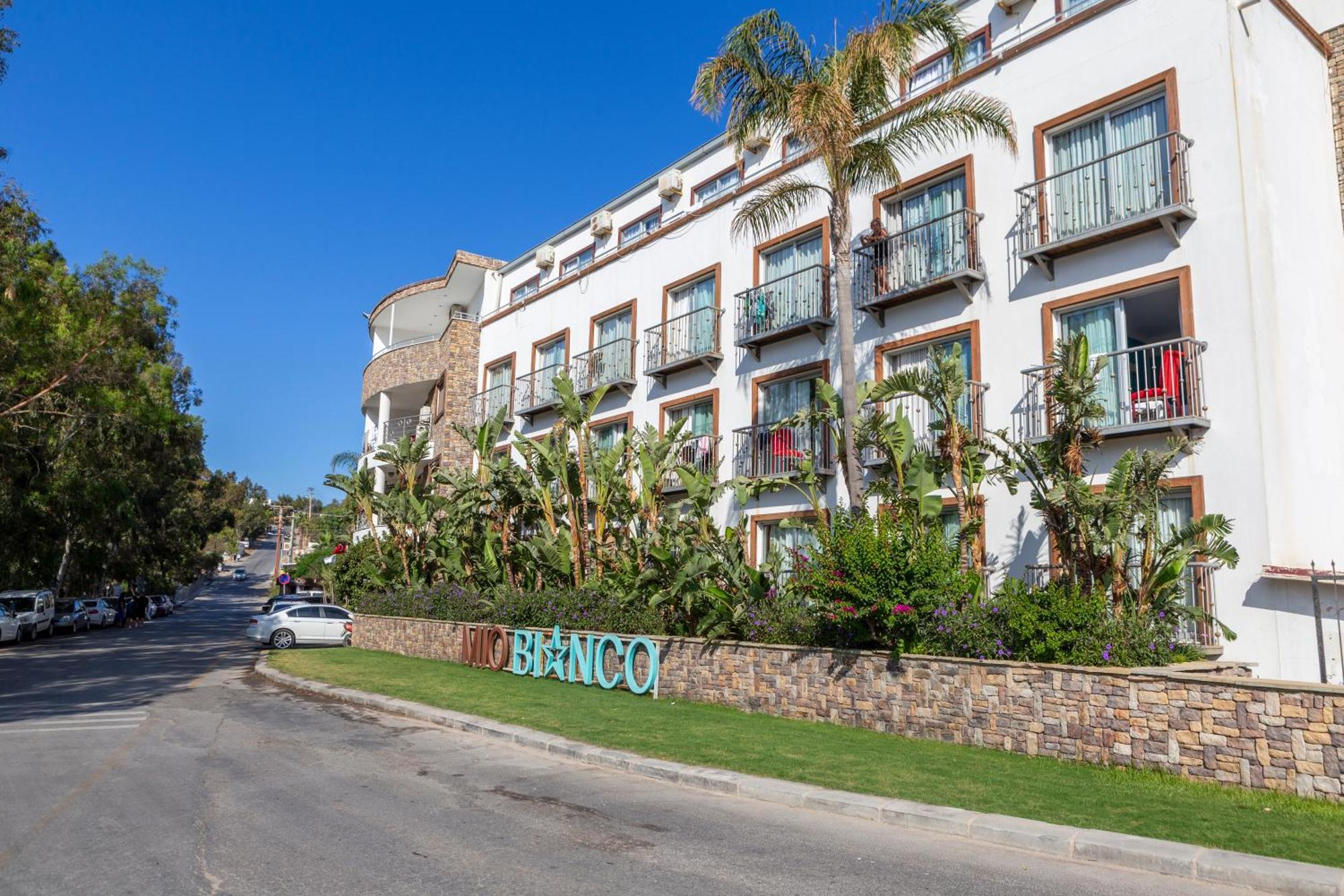 Ladonia Hotels Mio Bianco Akyarlar Luaran gambar